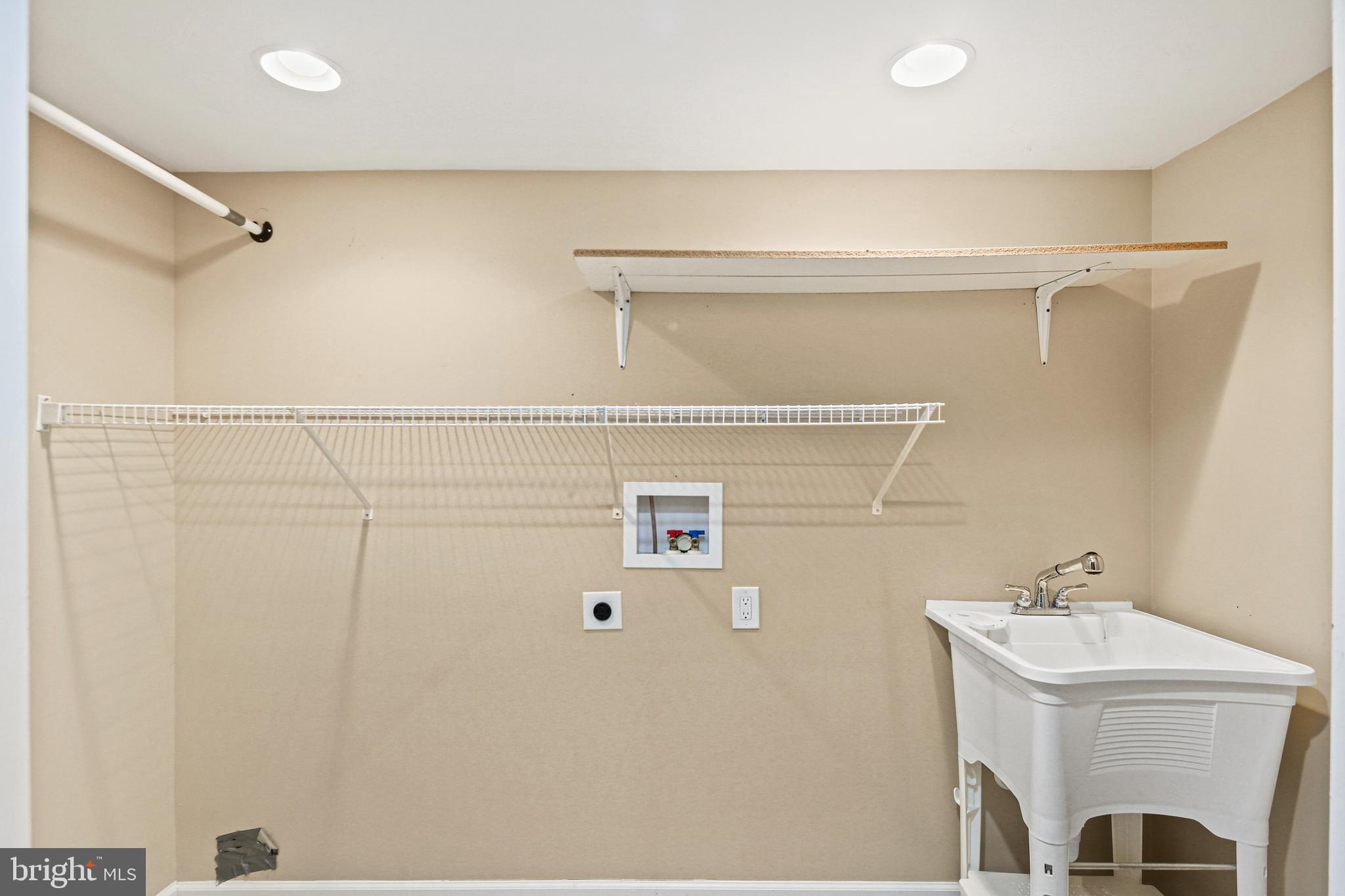 BROADMOOR - Residential