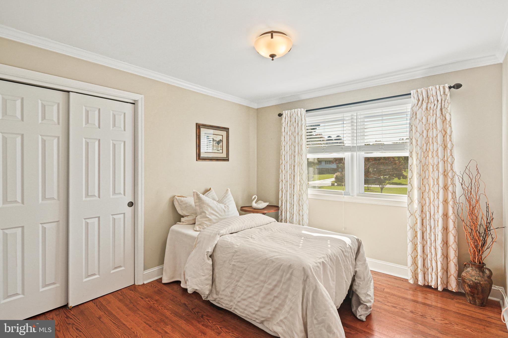 BROADMOOR - Residential