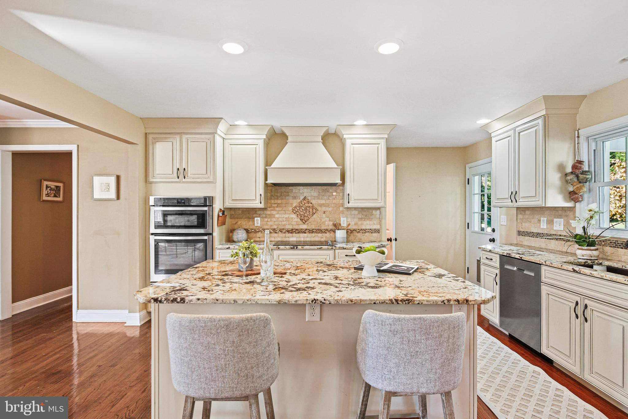 BROADMOOR - Residential