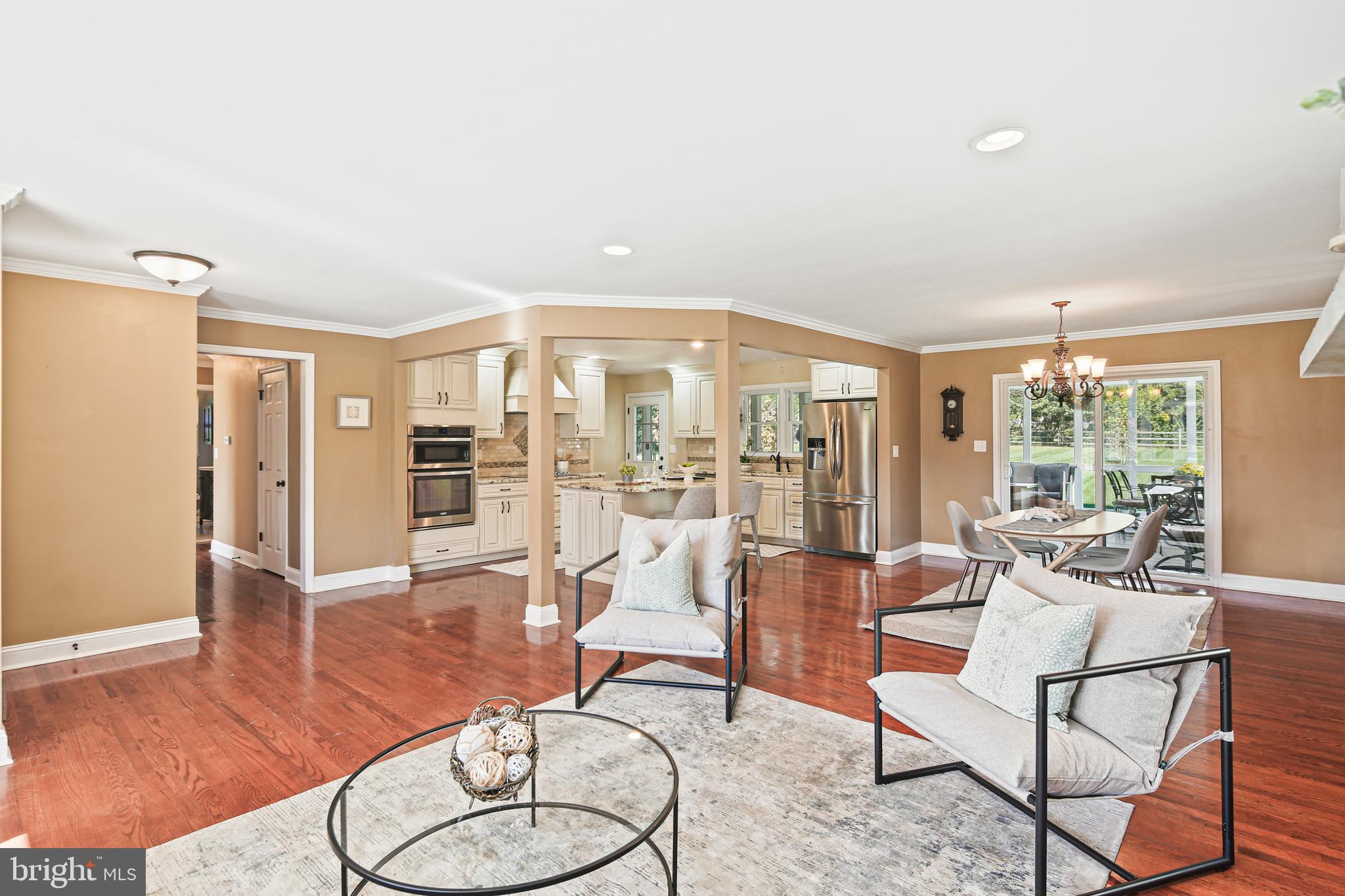 BROADMOOR - Residential