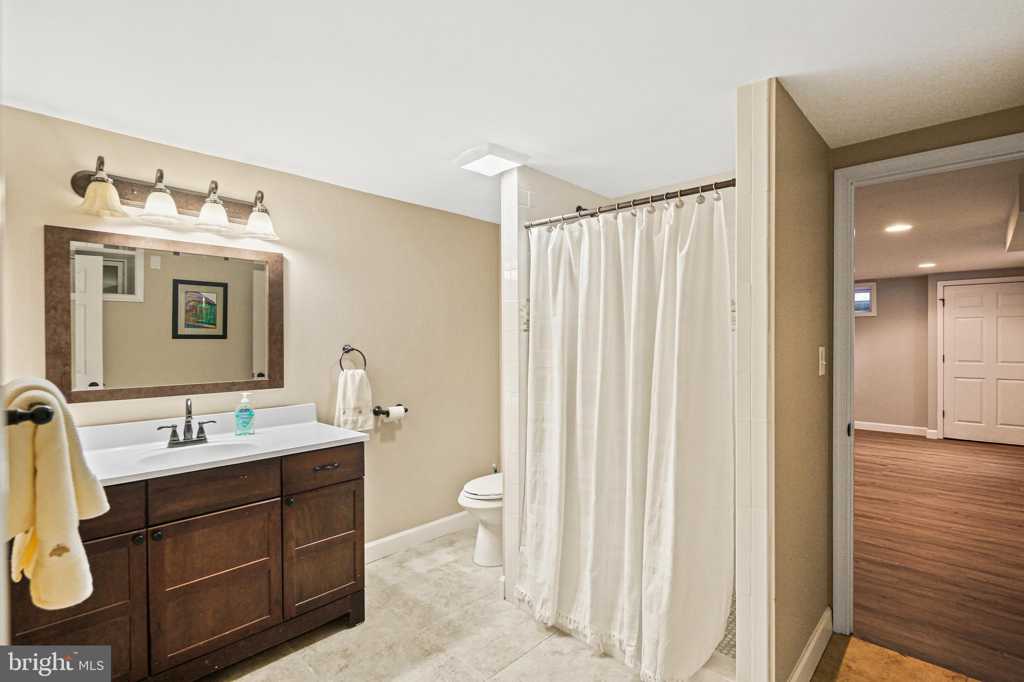 BROADMOOR - Residential