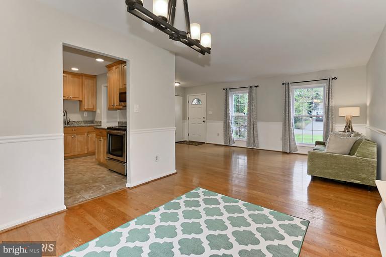 STRATTON WOODS - Residential Lease