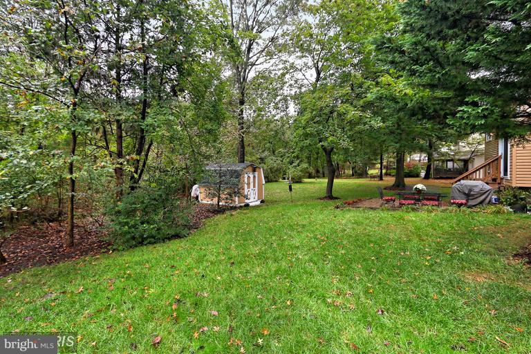 STRATTON WOODS - Residential Lease