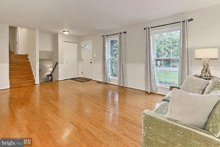 STRATTON WOODS - Residential Lease