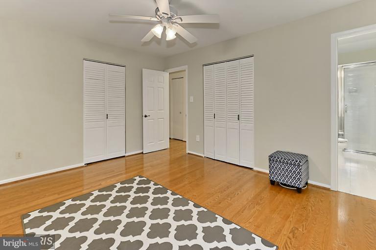 STRATTON WOODS - Residential Lease