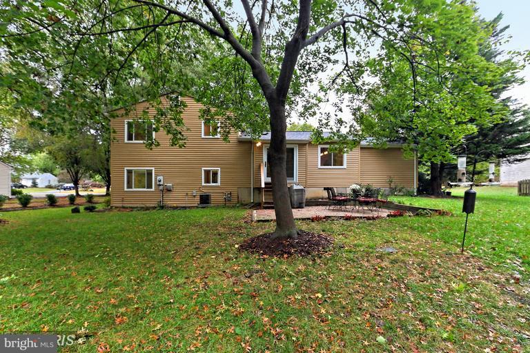 STRATTON WOODS - Residential Lease