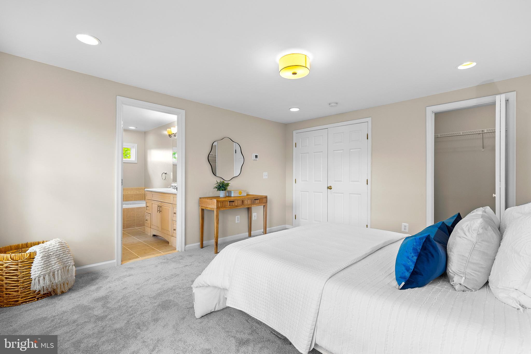 WESTOVER - Residential