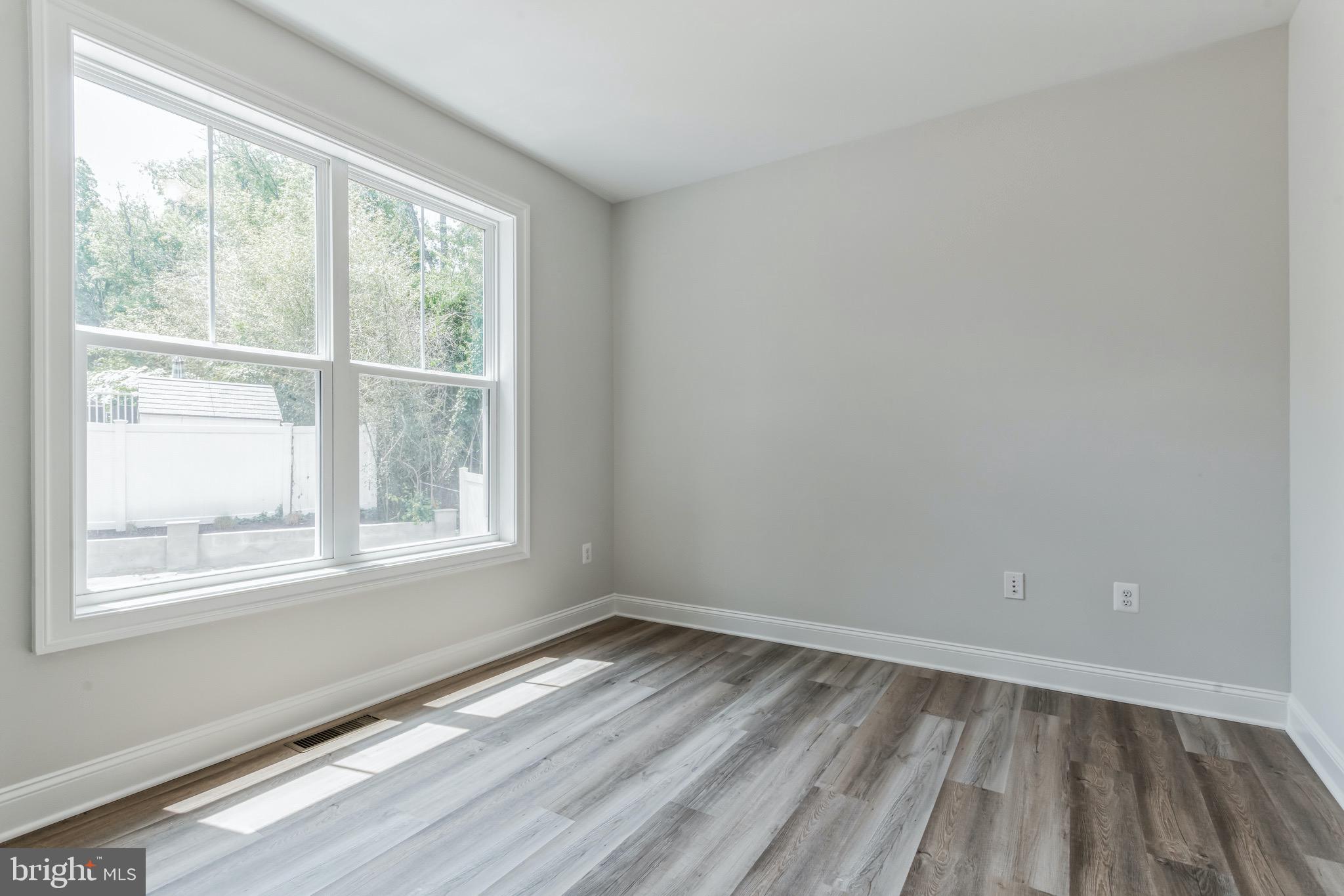 SEVERNA PARK - Residential