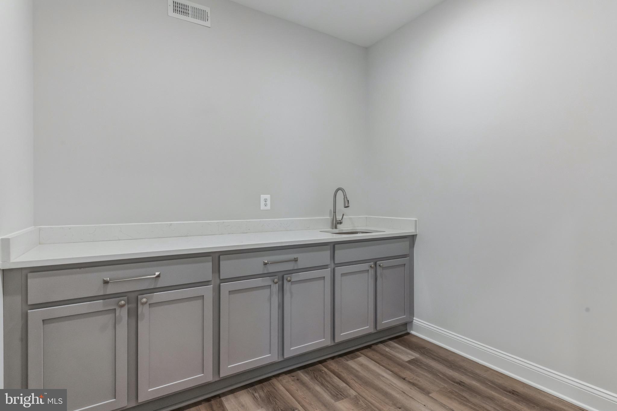 SEVERNA PARK - Residential