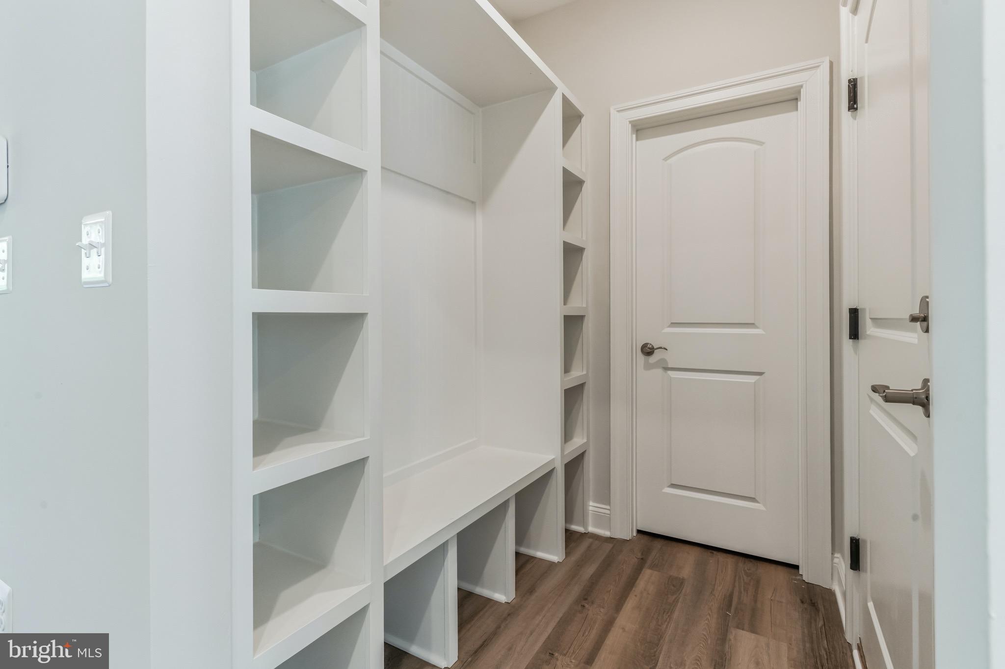 SEVERNA PARK - Residential