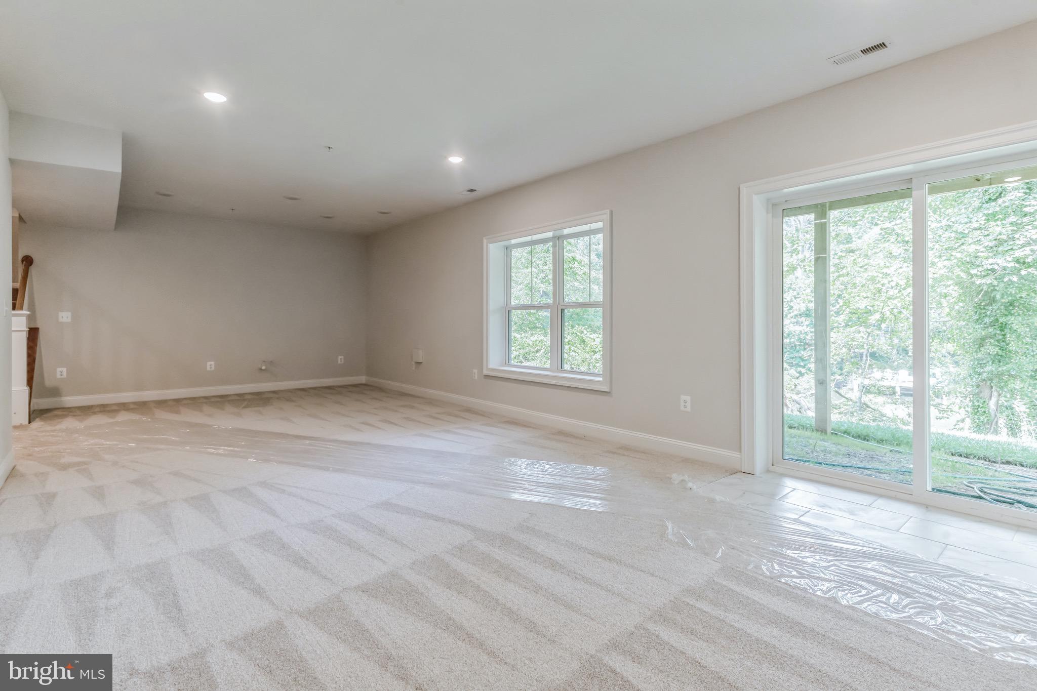 SEVERNA PARK - Residential