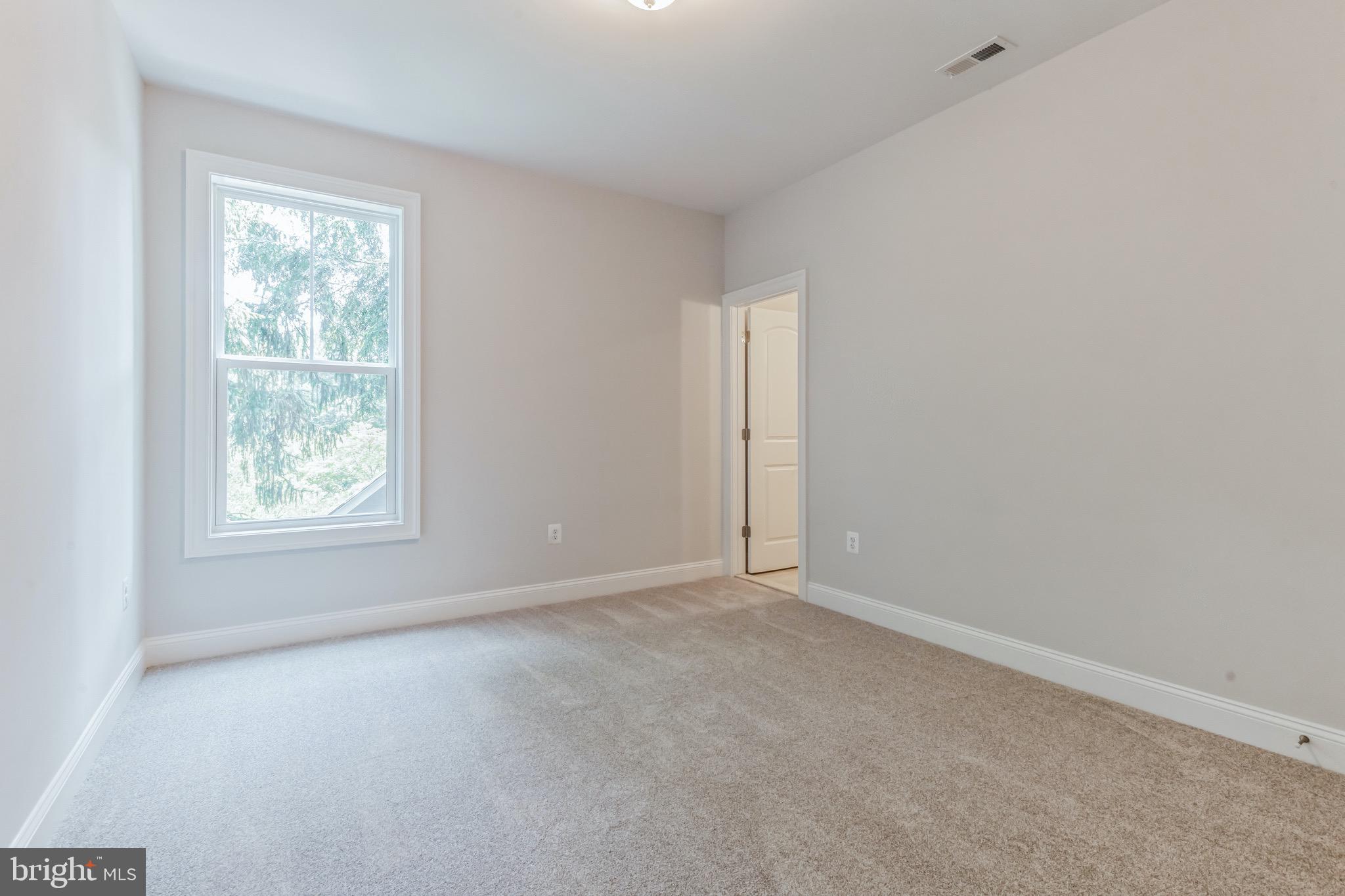 SEVERNA PARK - Residential