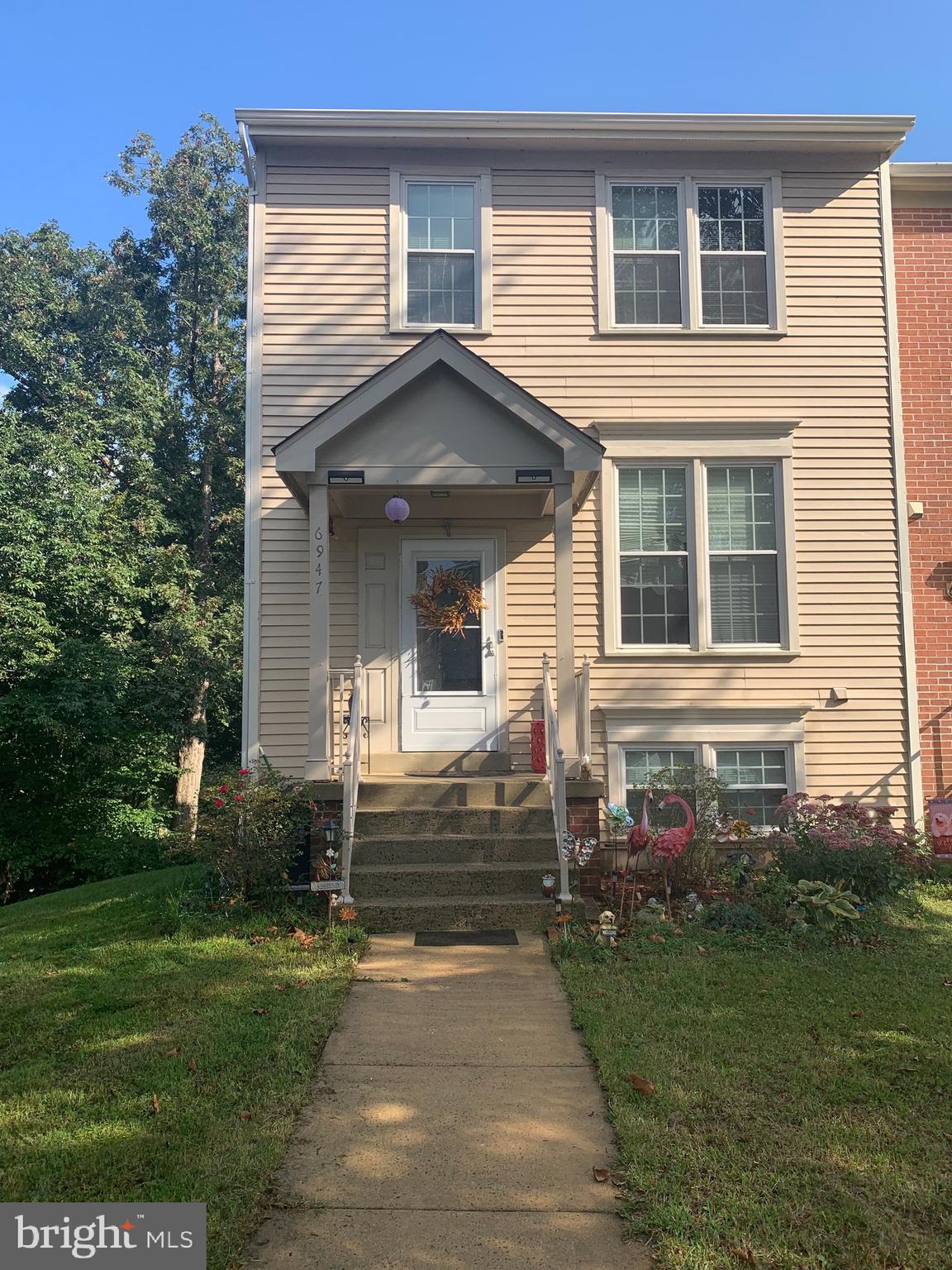 COMPTON VALLEY ESTATES - Residential Lease