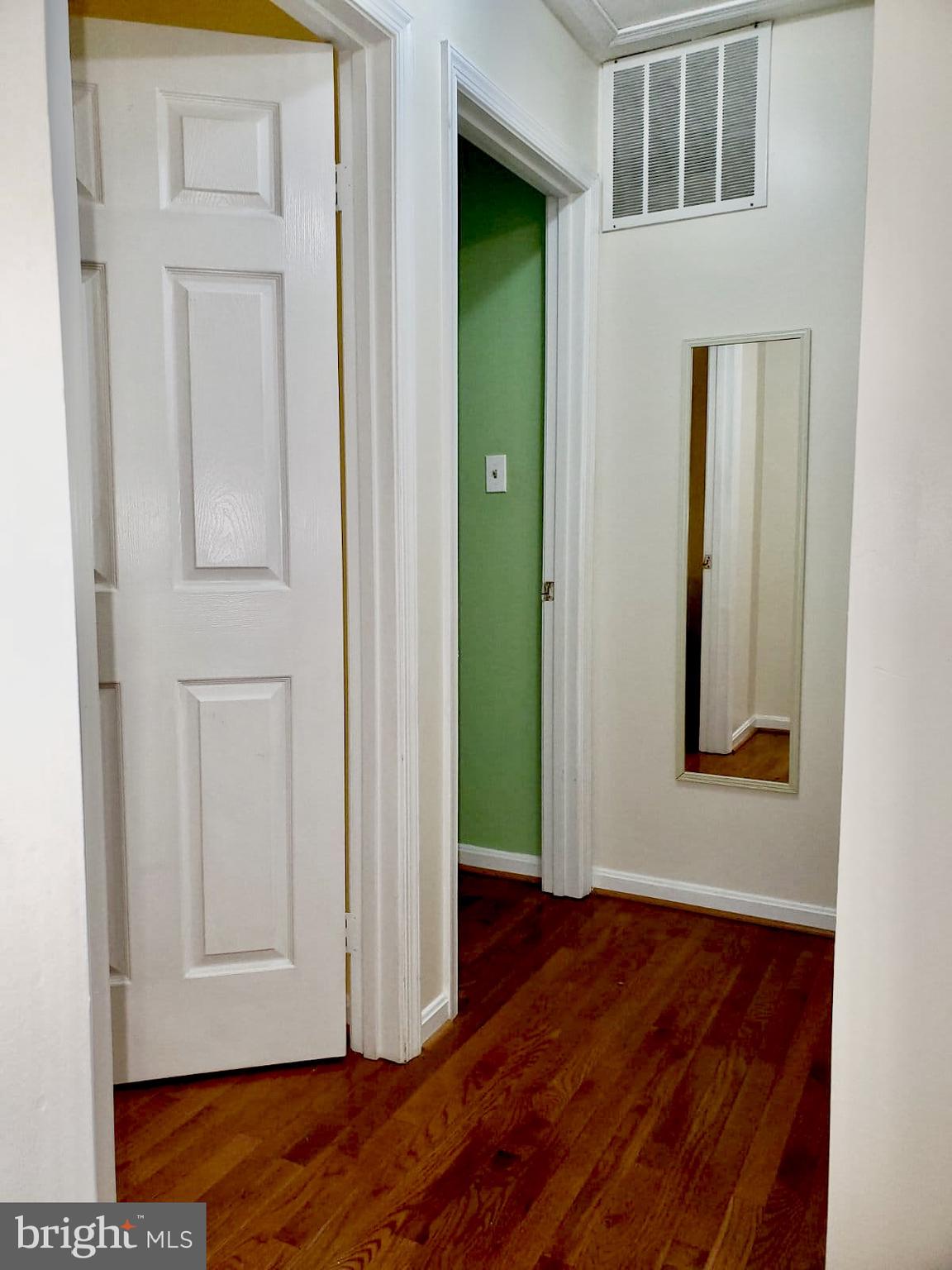 COMPTON VALLEY ESTATES - Residential Lease