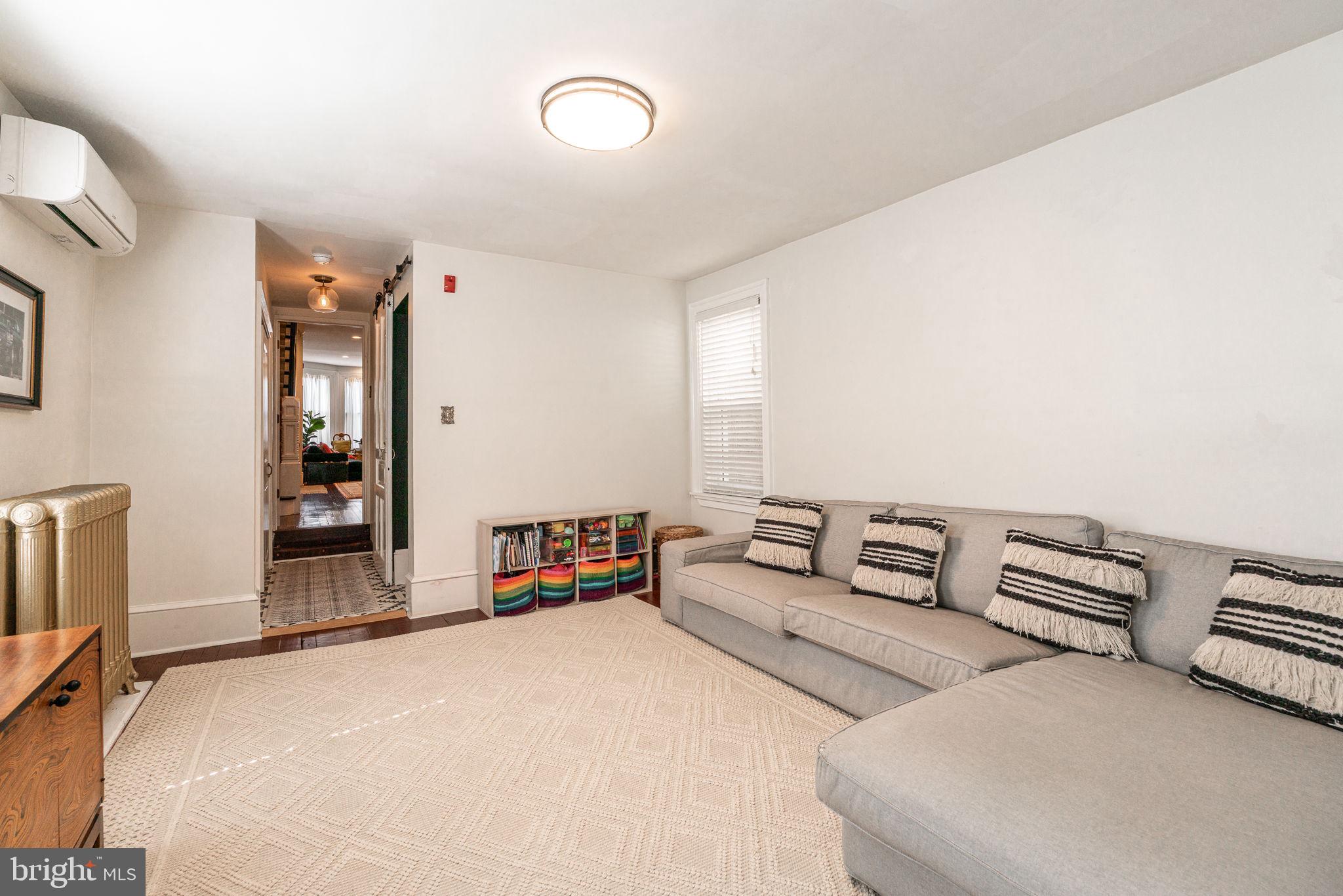 MANAYUNK - Residential Lease