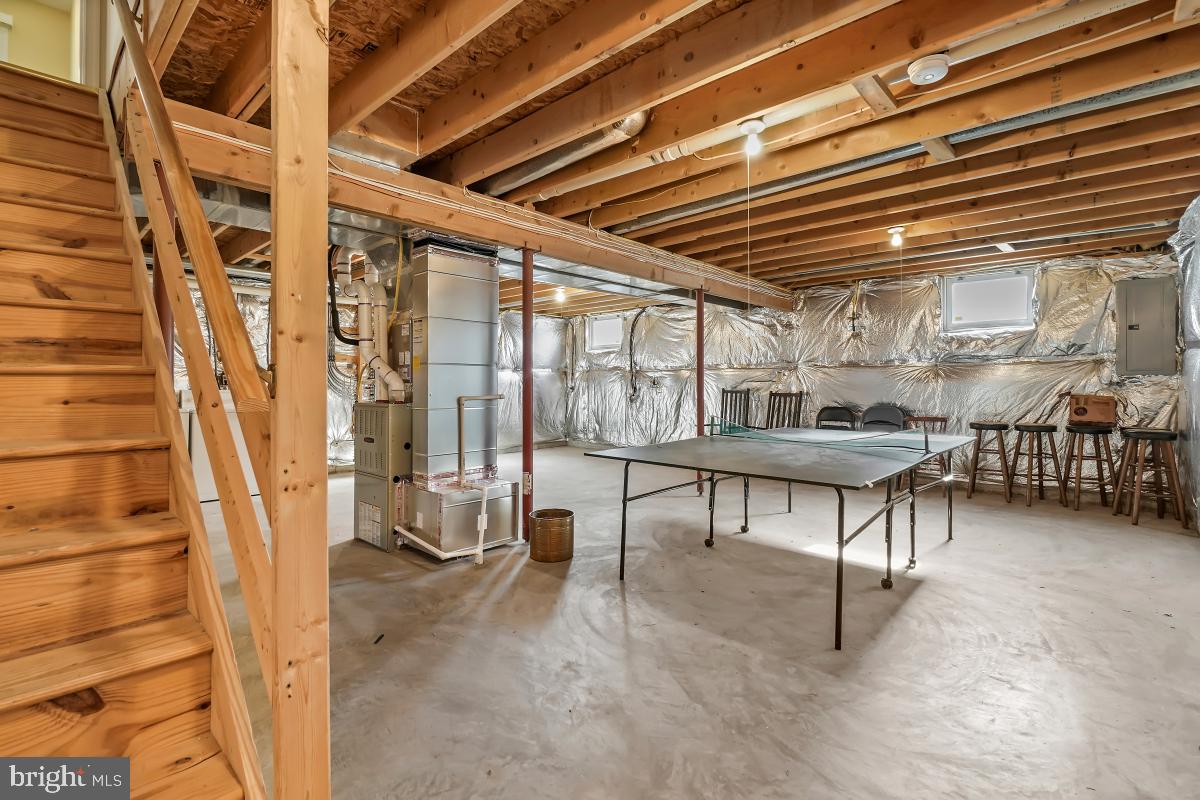 ELDERSBURG ESTATES - Residential