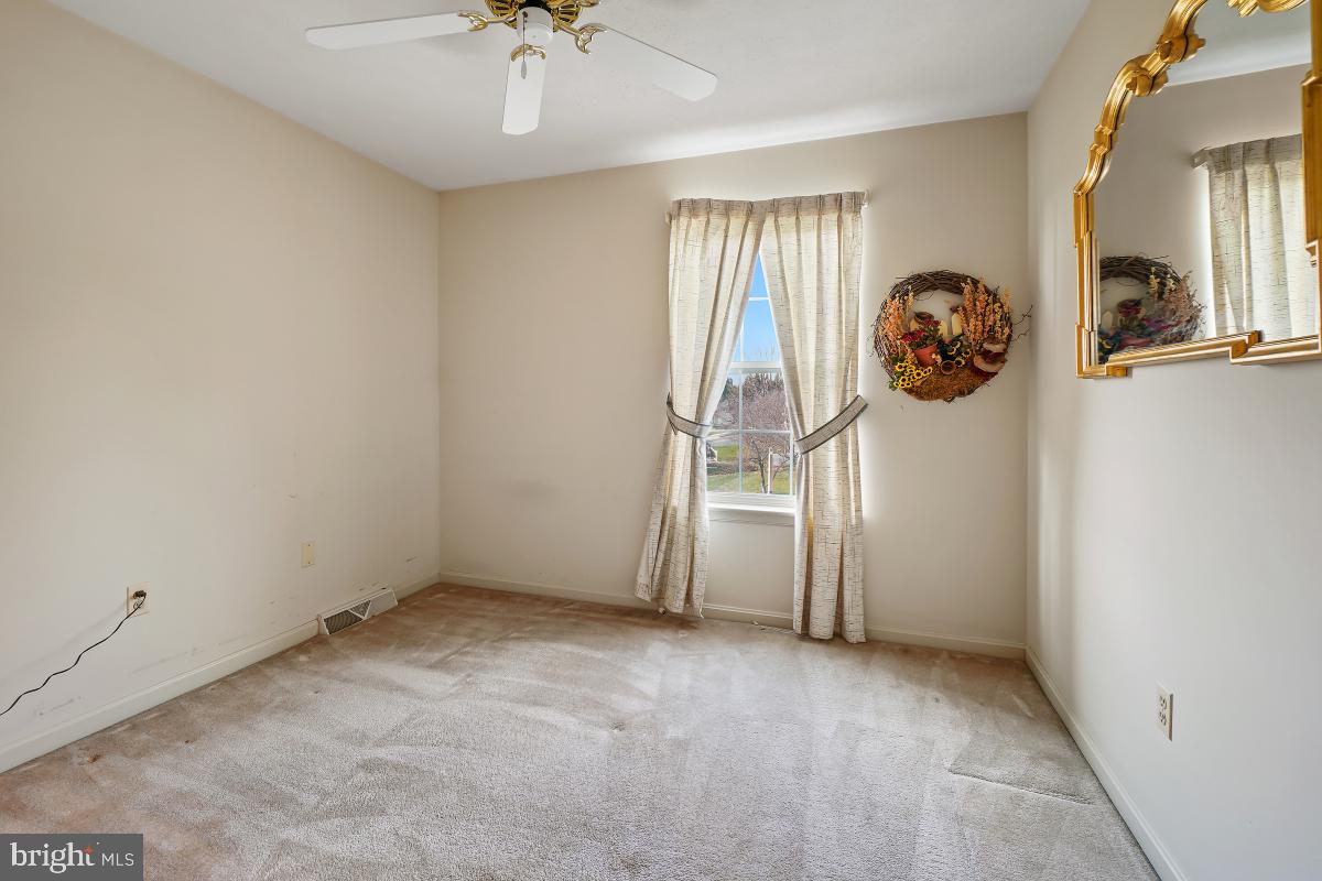 ELDERSBURG ESTATES - Residential