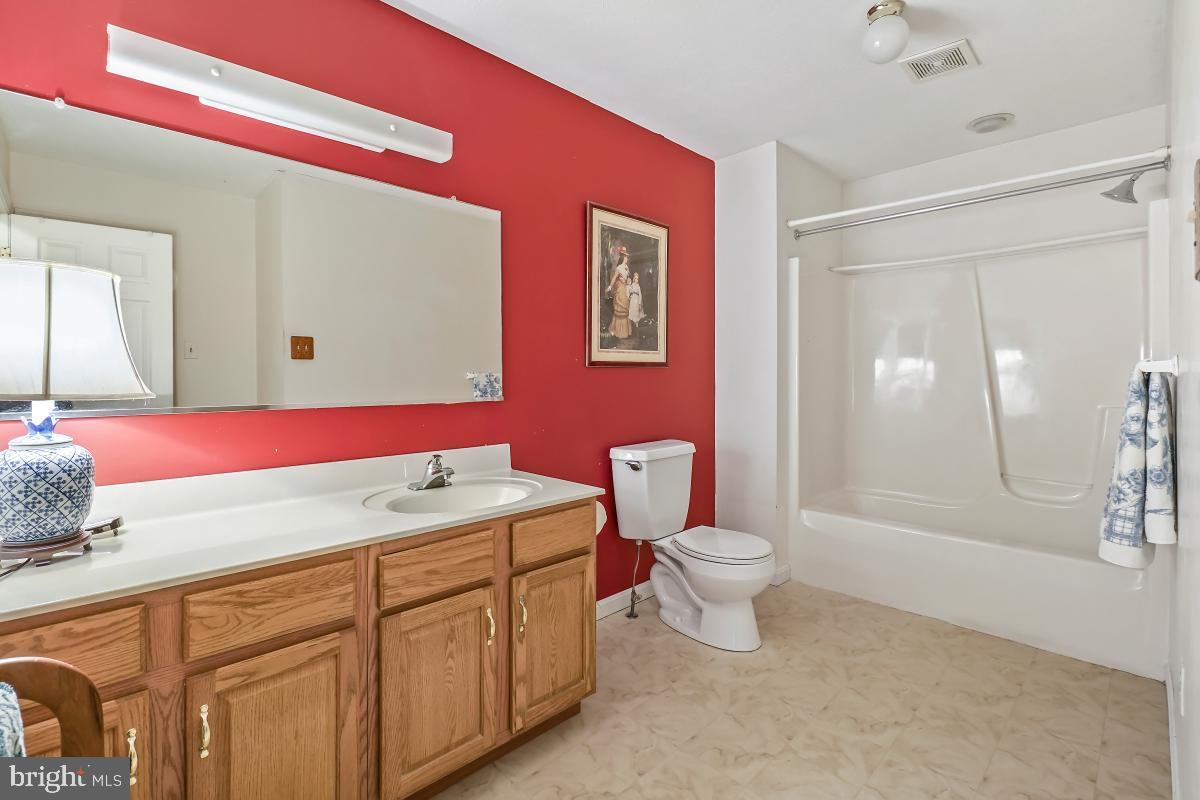 ELDERSBURG ESTATES - Residential