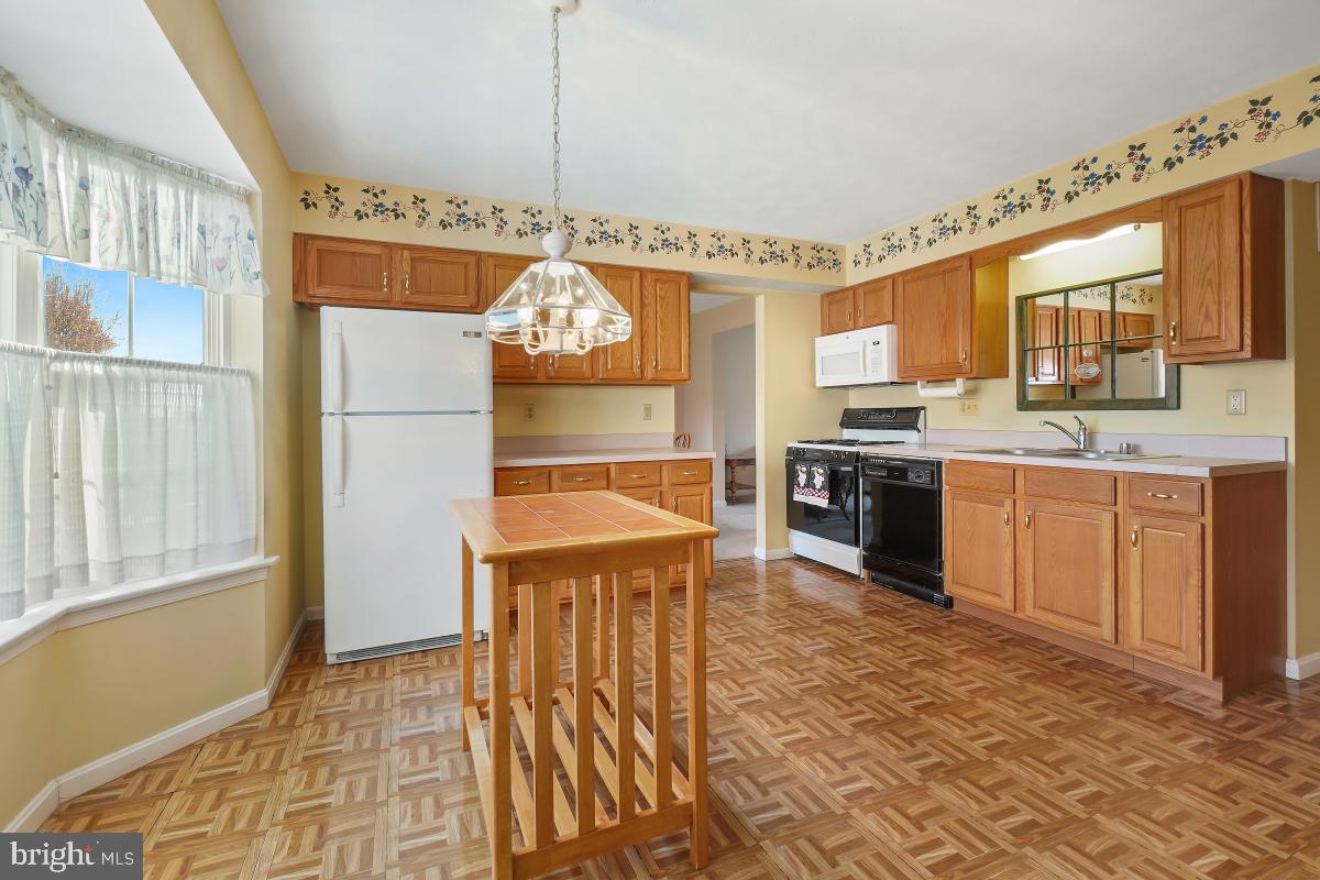 ELDERSBURG ESTATES - Residential