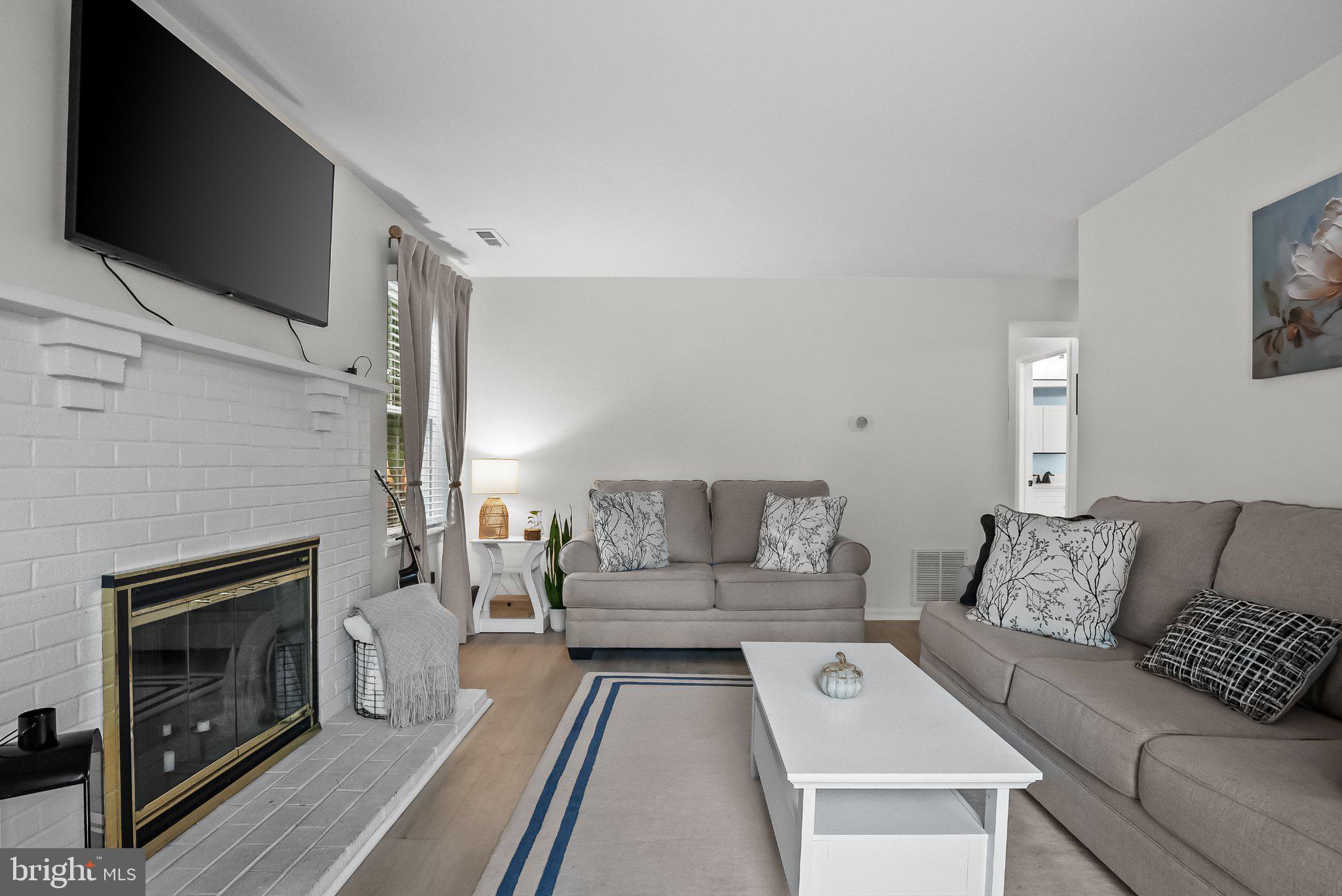 303 DAWSON STREET 101