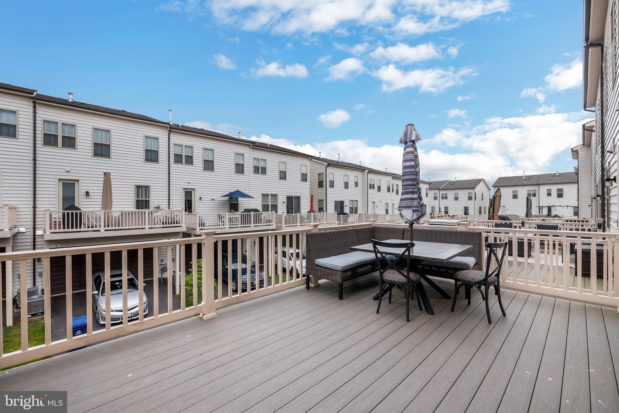 LANDSDALE - Residential Lease