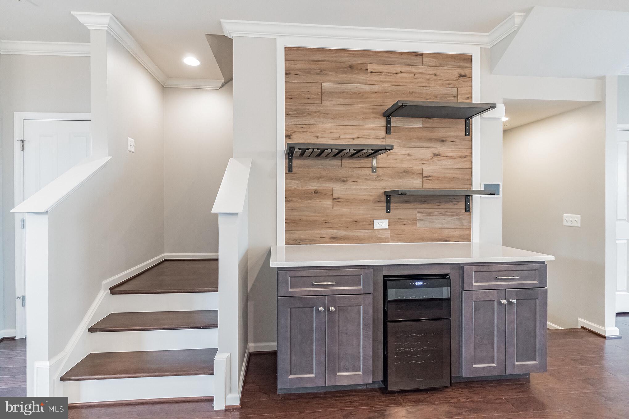 LANDSDALE - Residential Lease