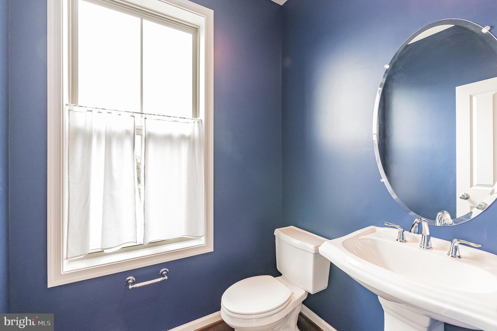 LANDSDALE - Residential Lease