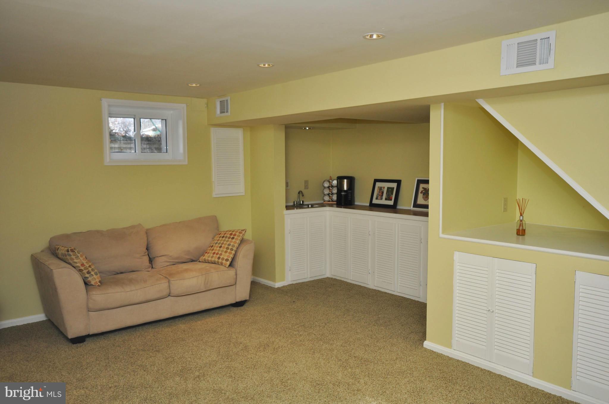 ORANGE HUNT ESTATES WEST - Residential