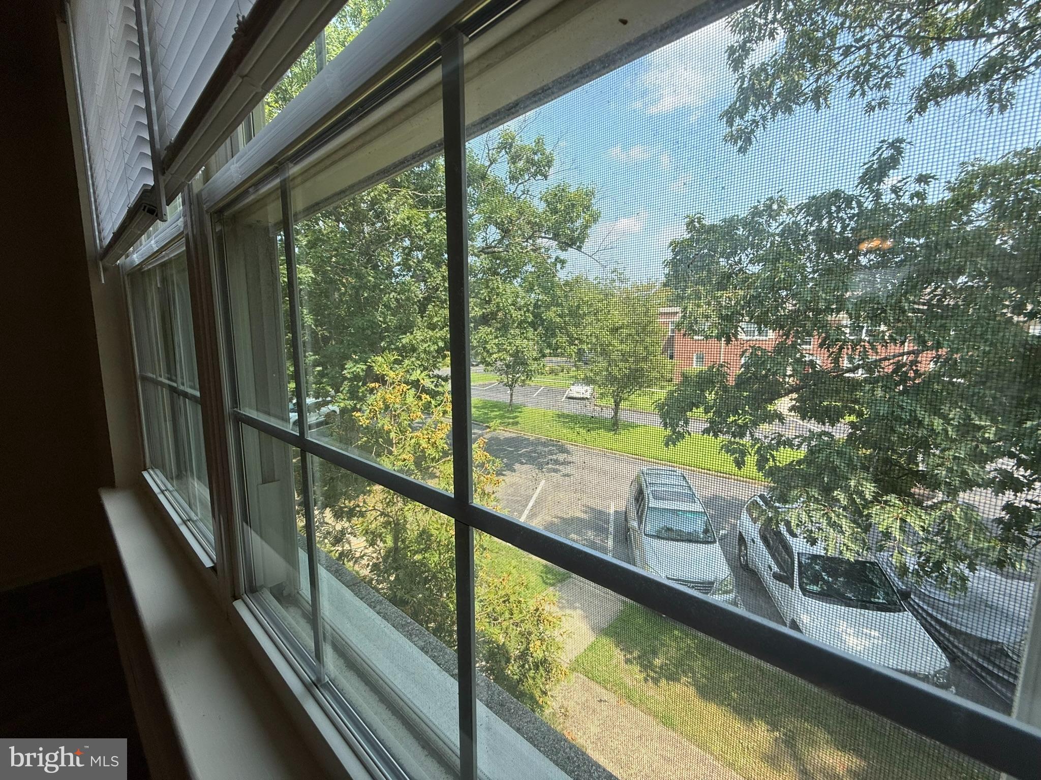 100 PARK BOULEVARD 20C