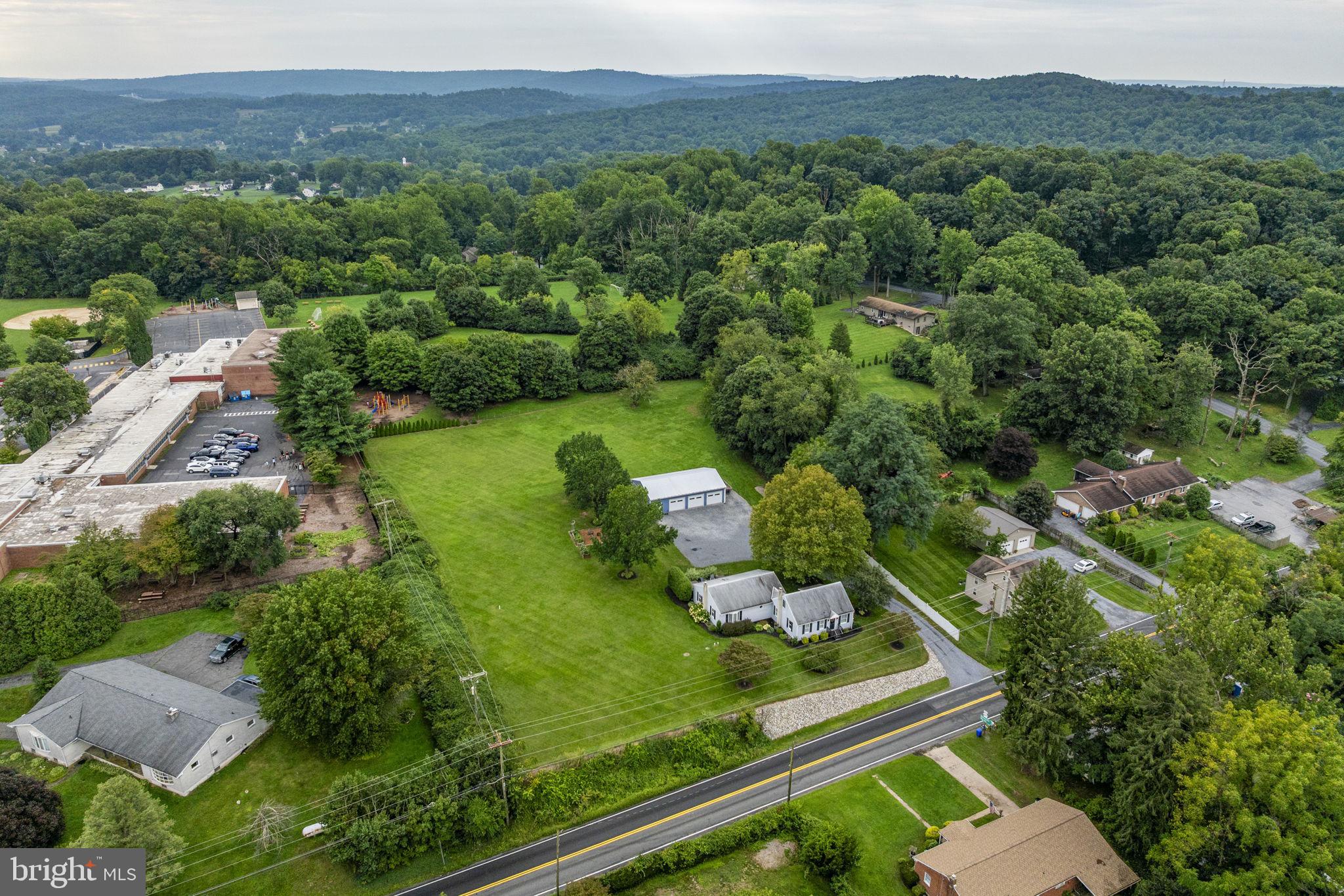 4464 NEW HOLLAND ROAD