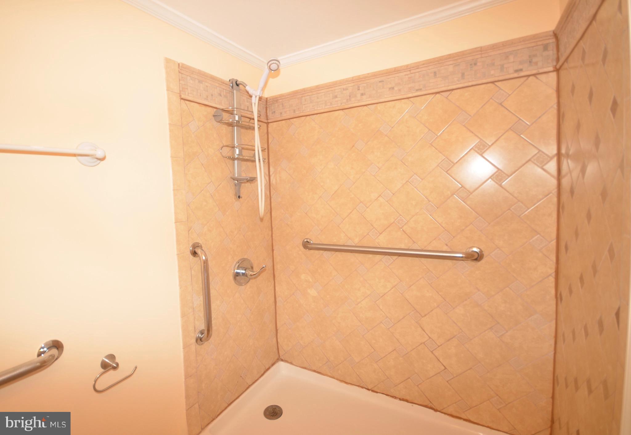 SUGARLAND RUN - Residential