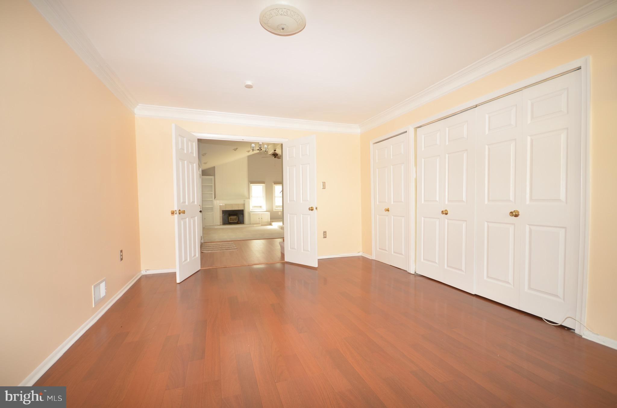 SUGARLAND RUN - Residential