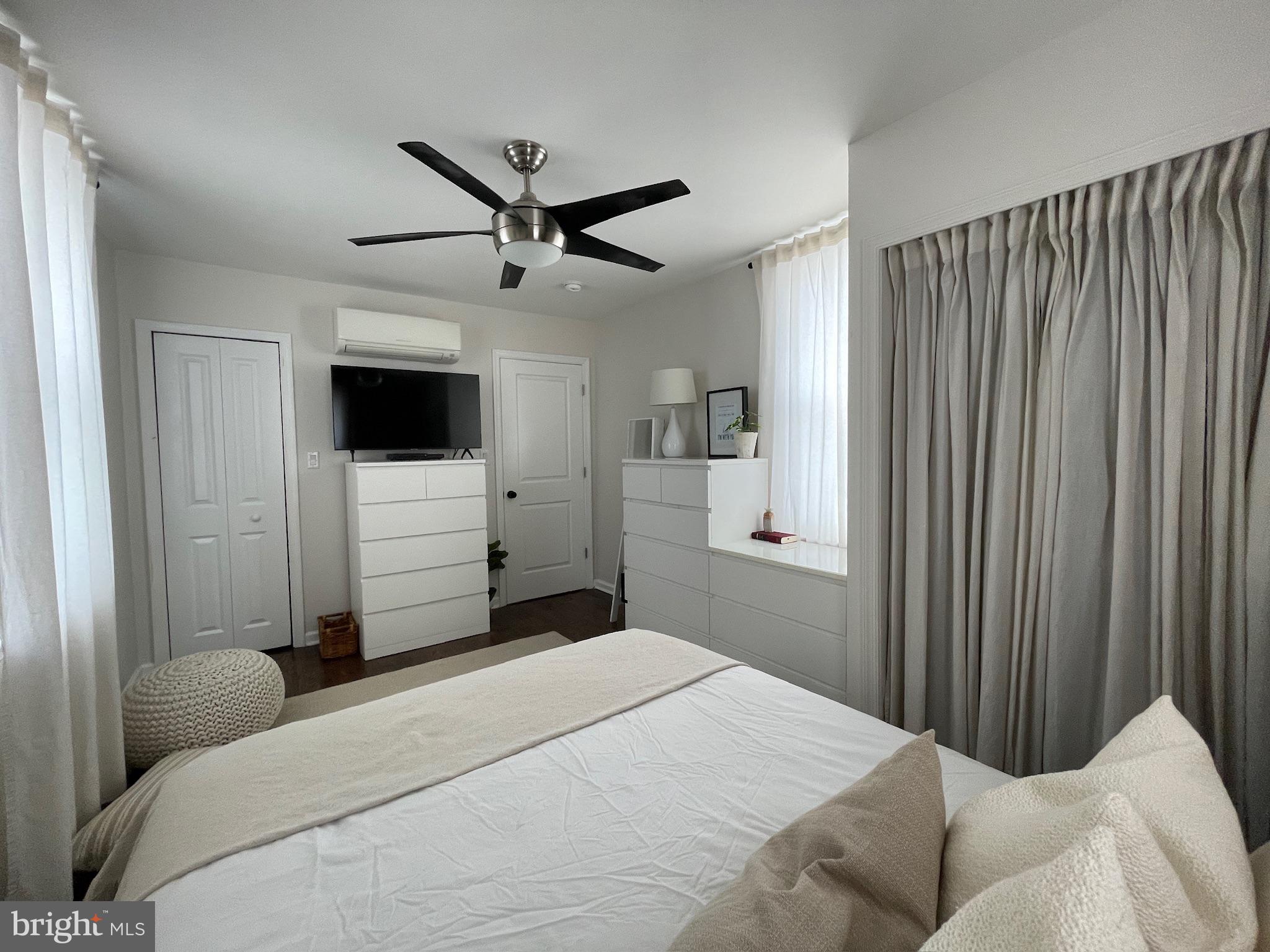 EAST PASSYUNK CROSSING - Residential