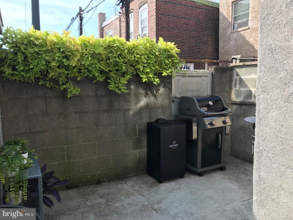 EAST PASSYUNK CROSSING - Residential