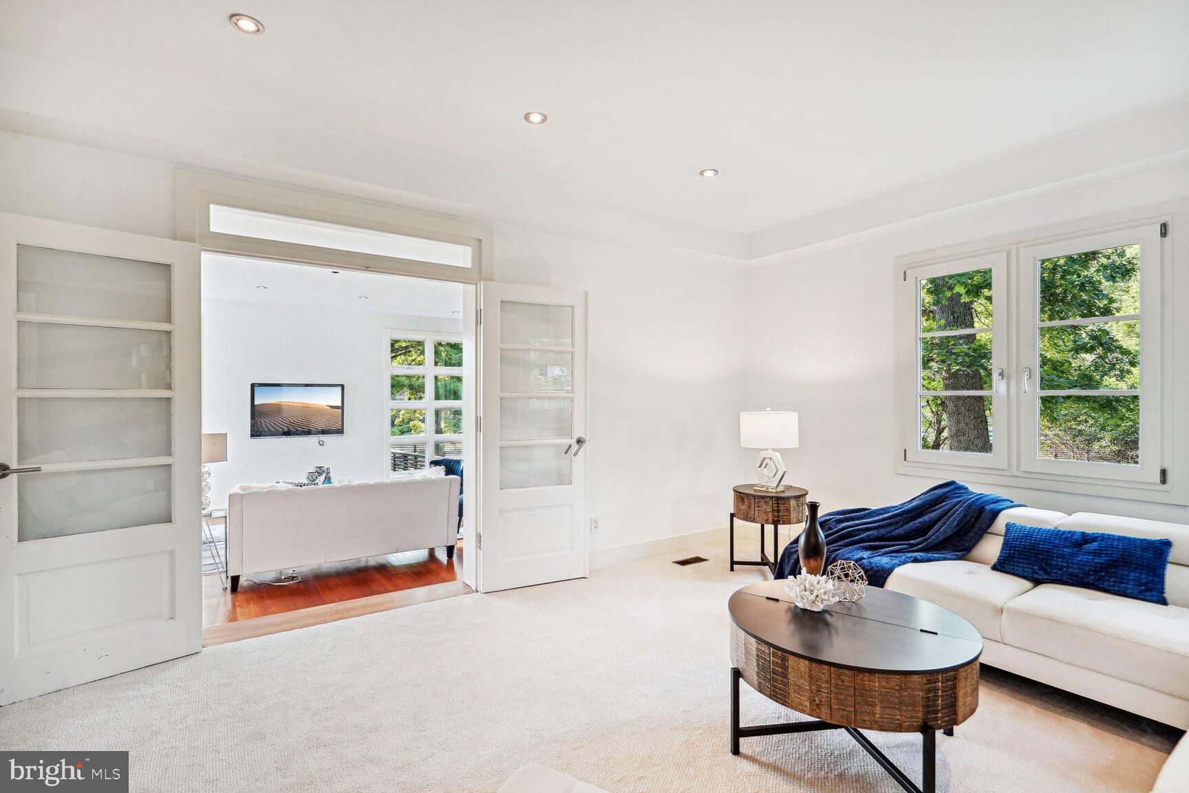 NORTH RIDGE - Residential