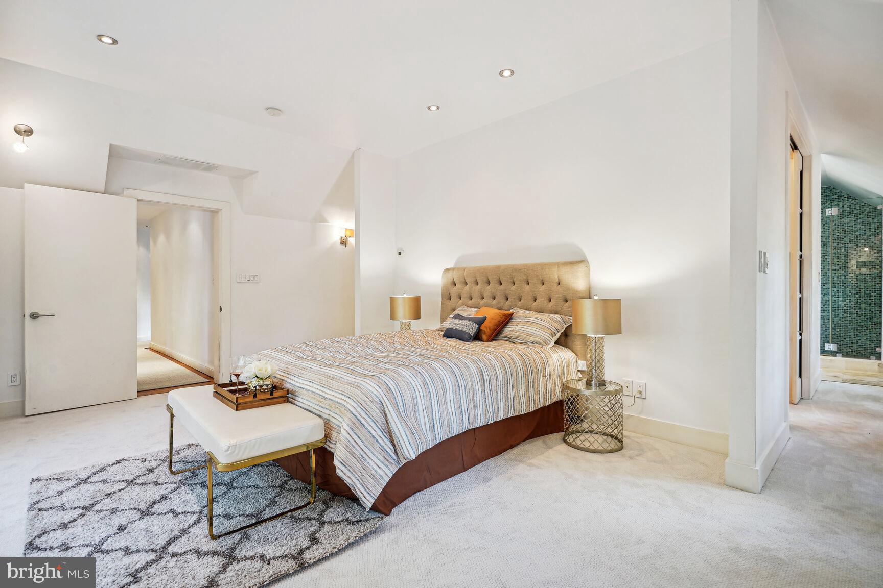 NORTH RIDGE - Residential