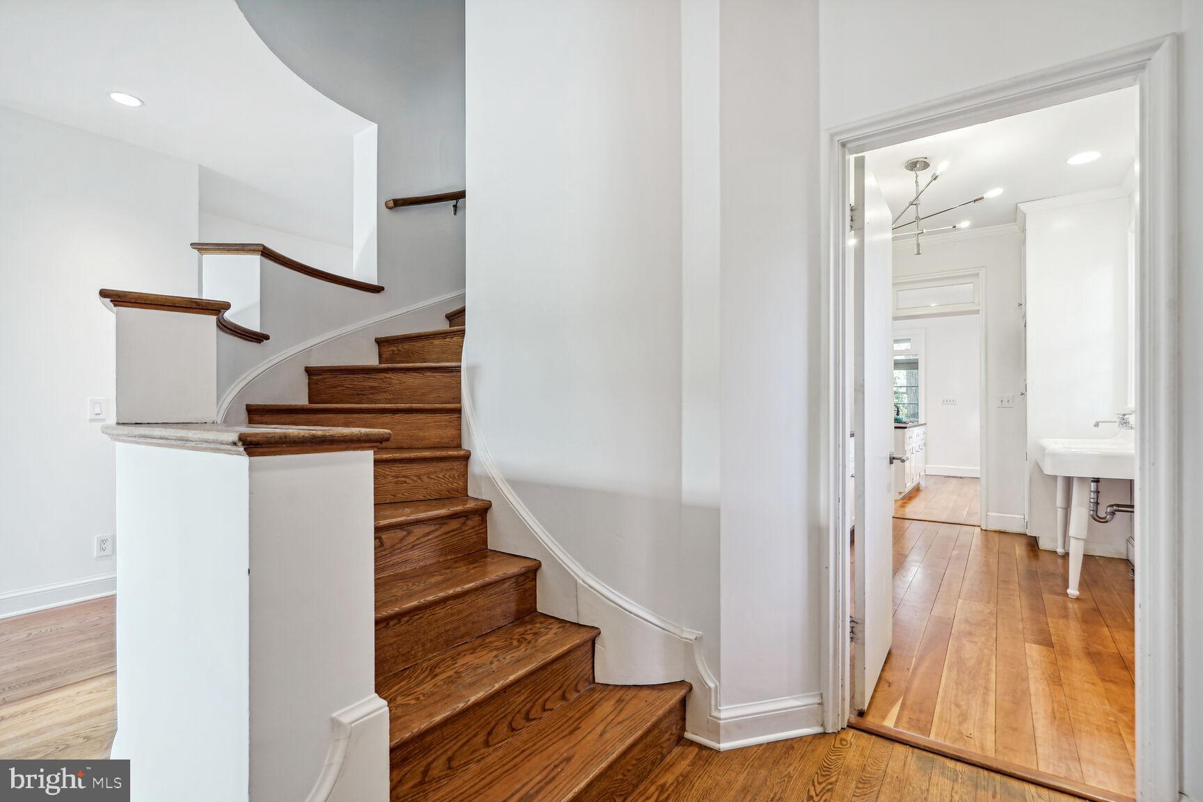 NORTH RIDGE - Residential