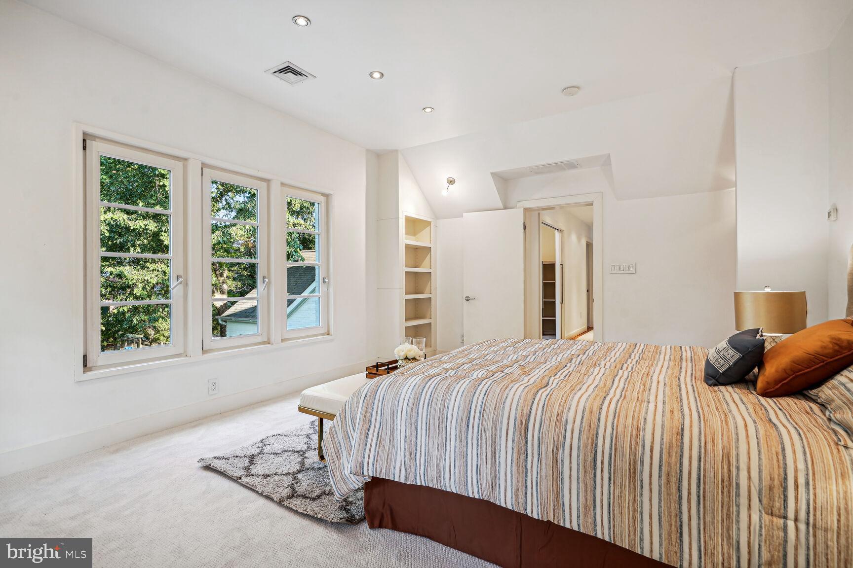 NORTH RIDGE - Residential