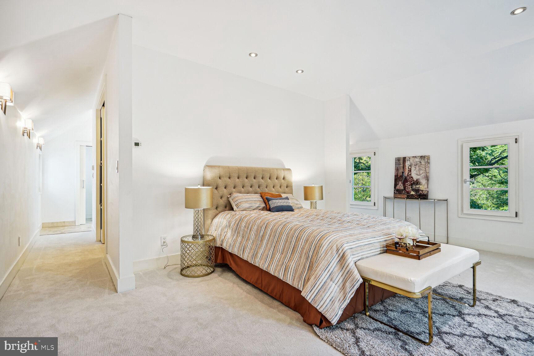 NORTH RIDGE - Residential