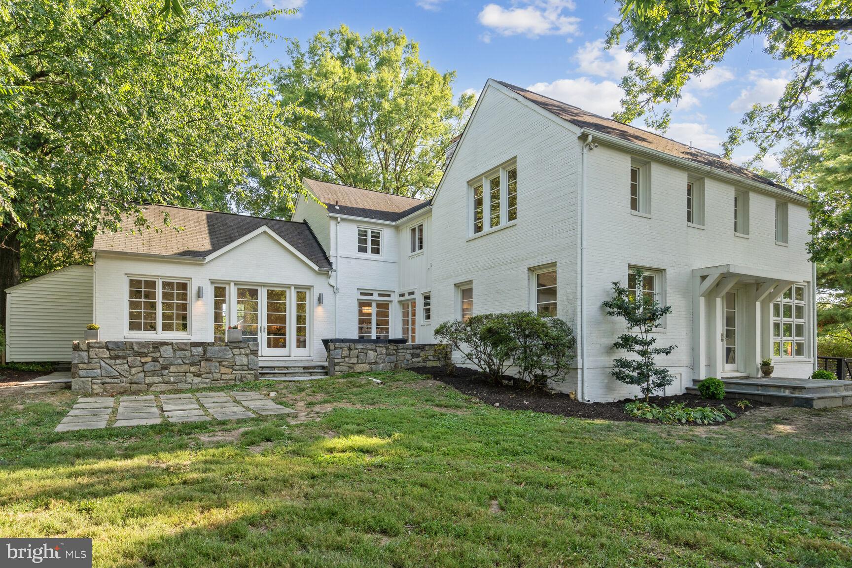 NORTH RIDGE - Residential