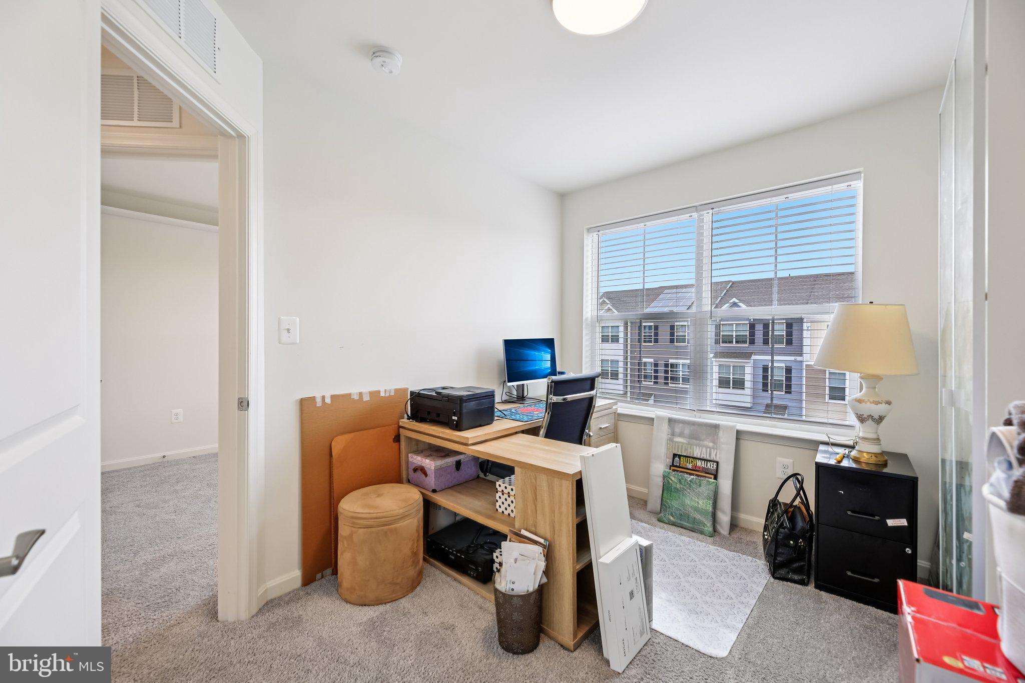 HYDE PARK OVERLOOK - Residential