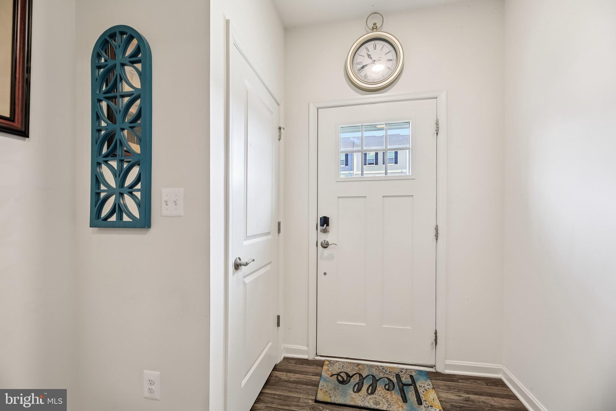 HYDE PARK OVERLOOK - Residential