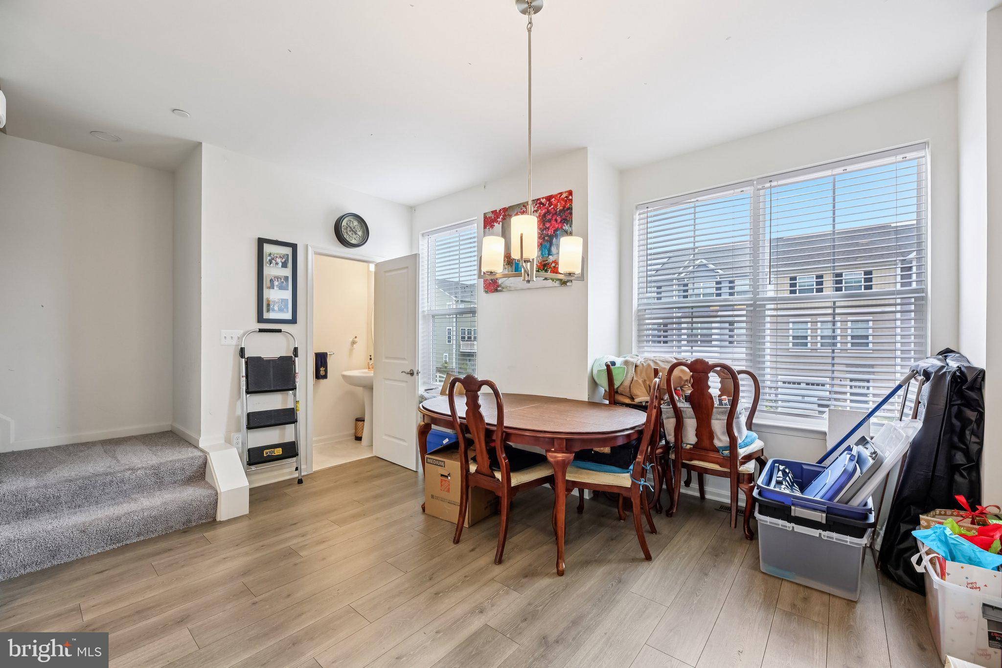 HYDE PARK OVERLOOK - Residential