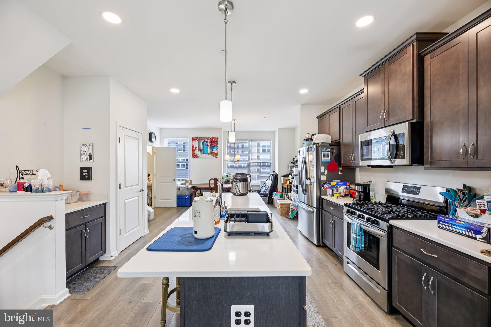 HYDE PARK OVERLOOK - Residential