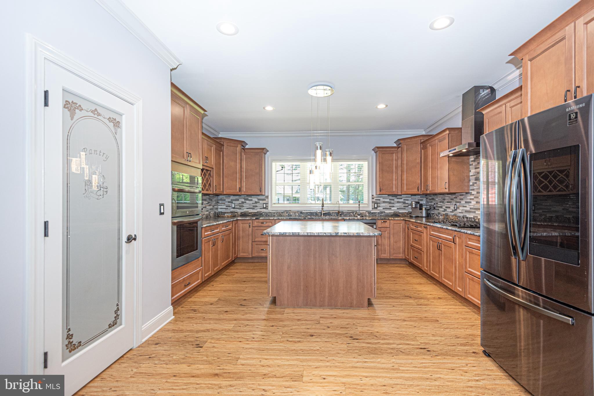 KINGSTON RIDGE - Residential