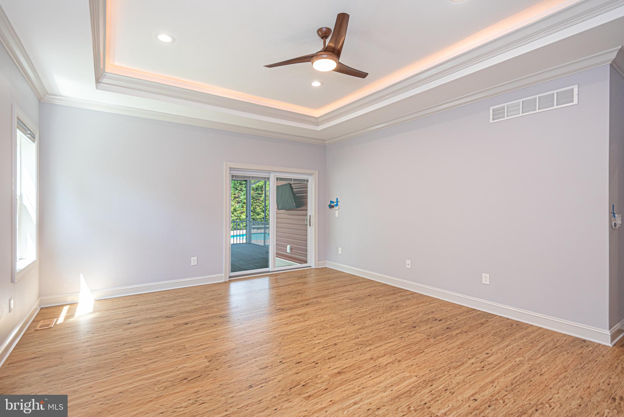 KINGSTON RIDGE - Residential