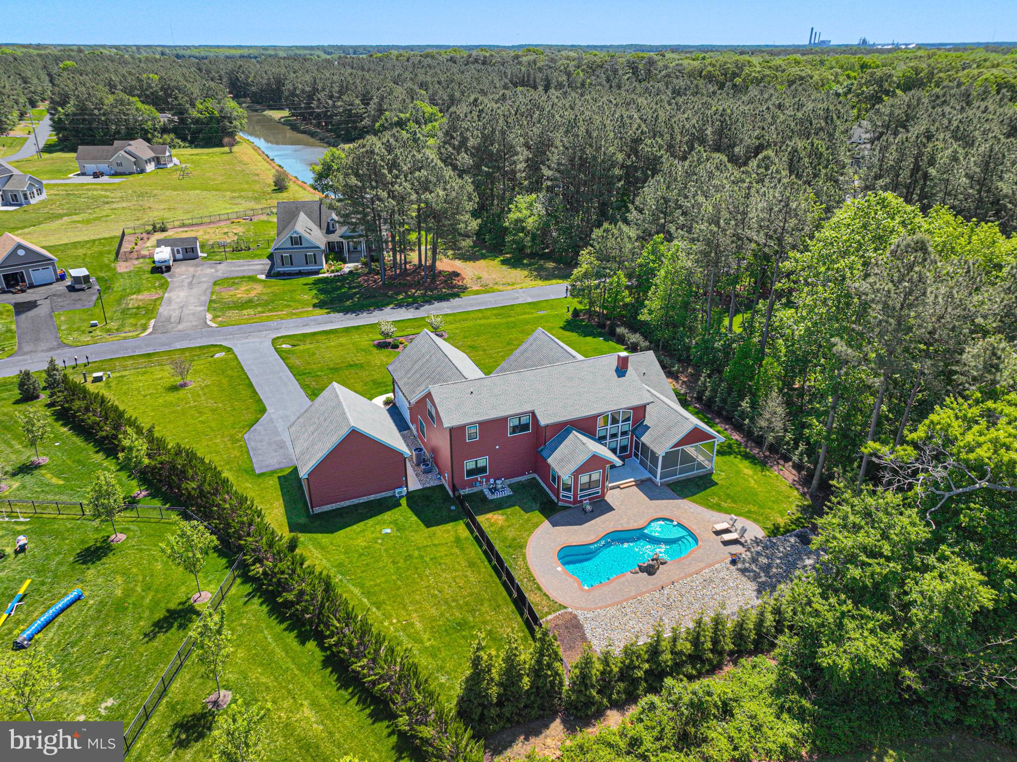KINGSTON RIDGE - Residential