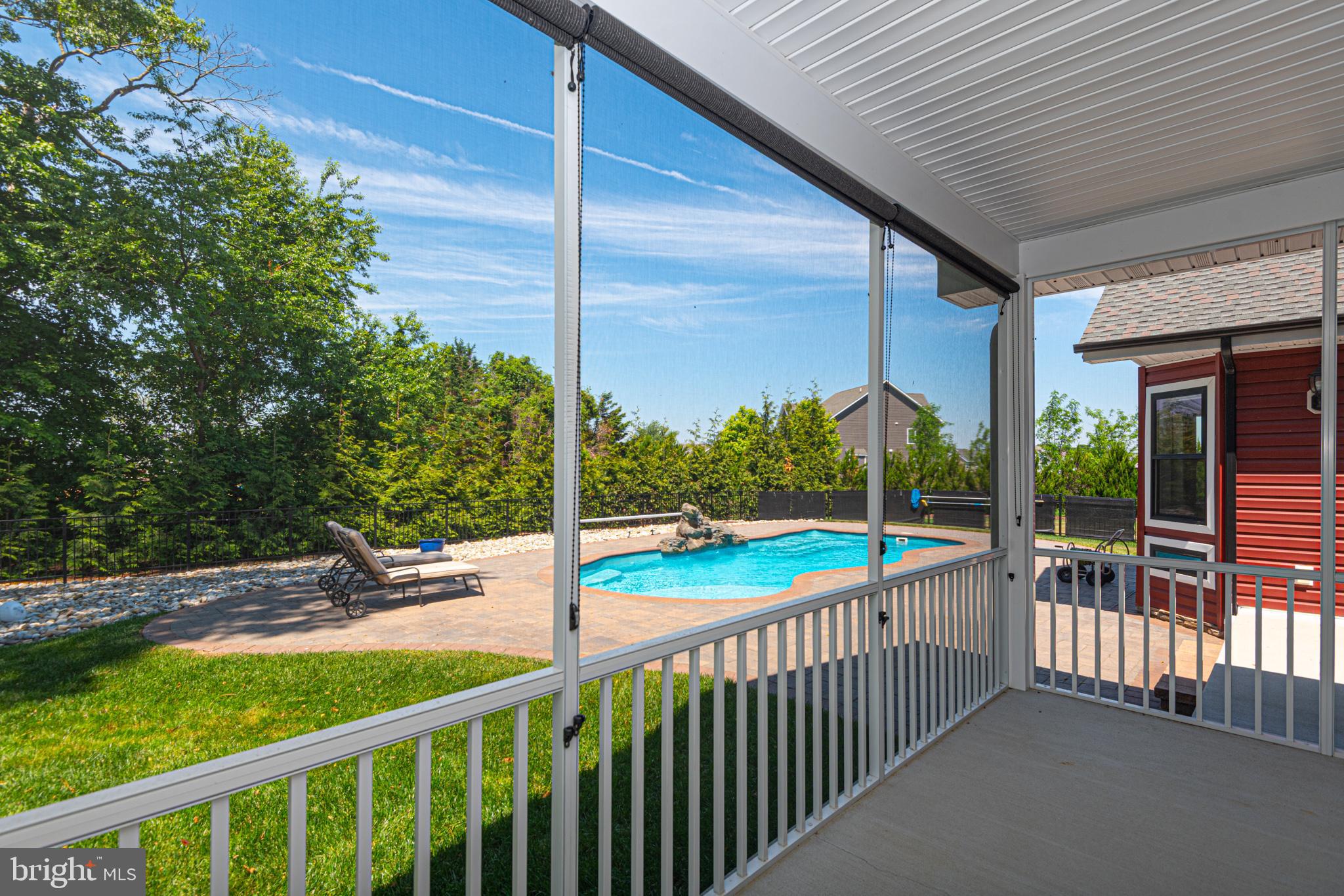KINGSTON RIDGE - Residential