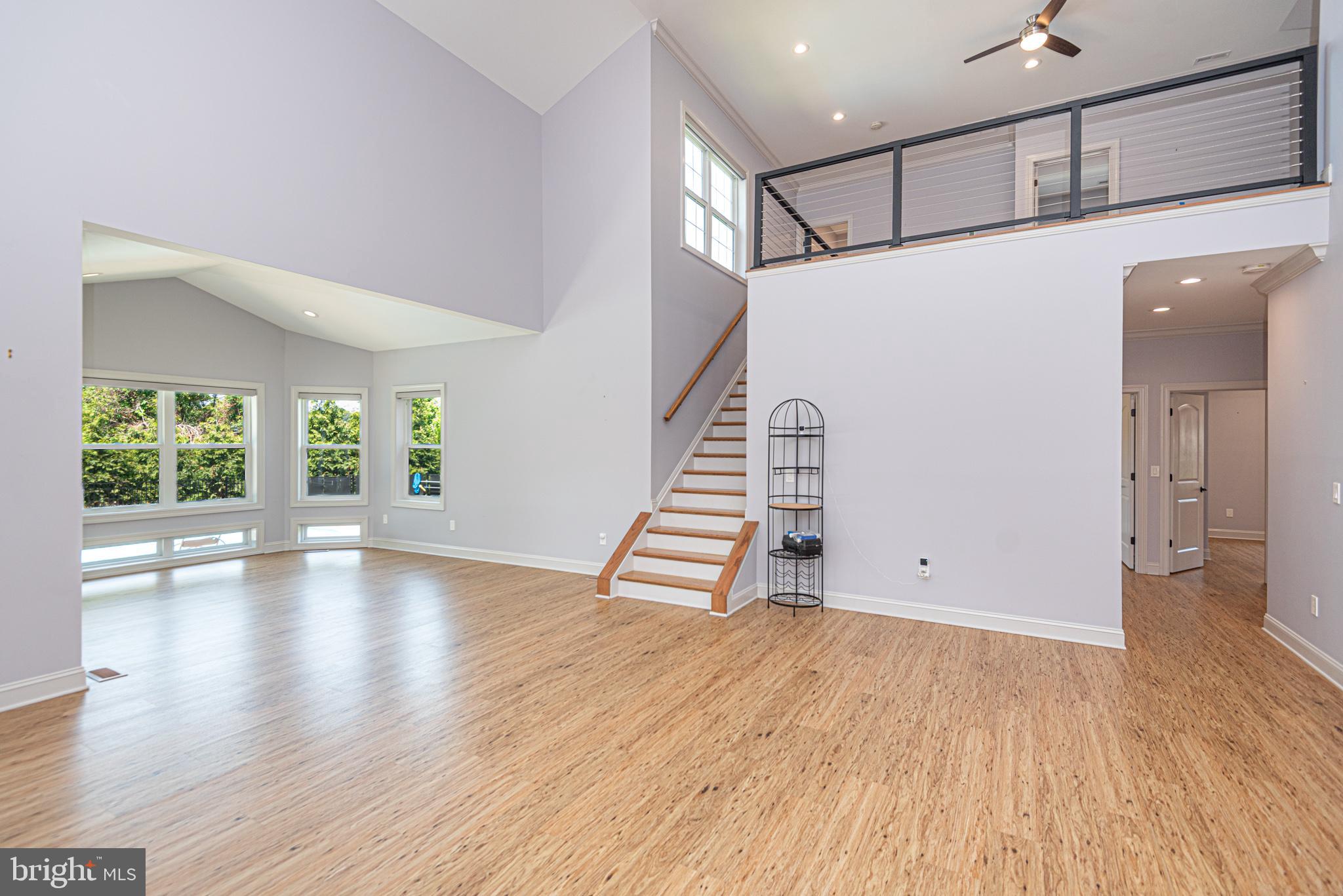 KINGSTON RIDGE - Residential