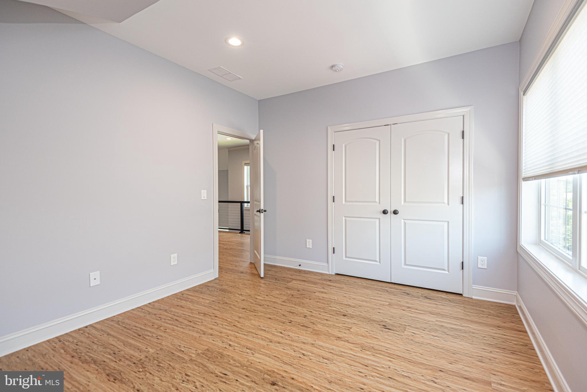 KINGSTON RIDGE - Residential